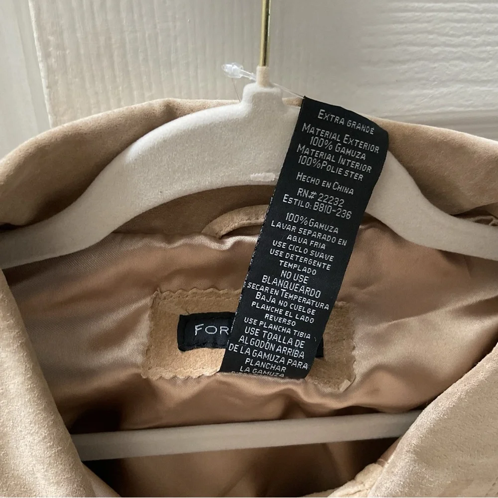 Jacket - Picture 3 of 11